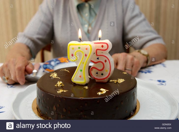75Th Birthday Cake Birthday Cake 75th Birthday Stock Photo 111713894 Alamy 75Th Birthday Cake Birthday Cake 75th Birthday Stock Photo 111713894 Alamy
