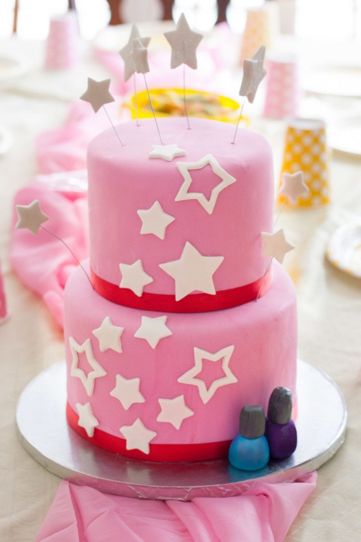 American Girl Birthday Cake How To Decorate An American Girl Cake Goodie Godmother A Recipe American Girl Birthday Cake How To Decorate An American Girl Cake Goodie Godmother A Recipe