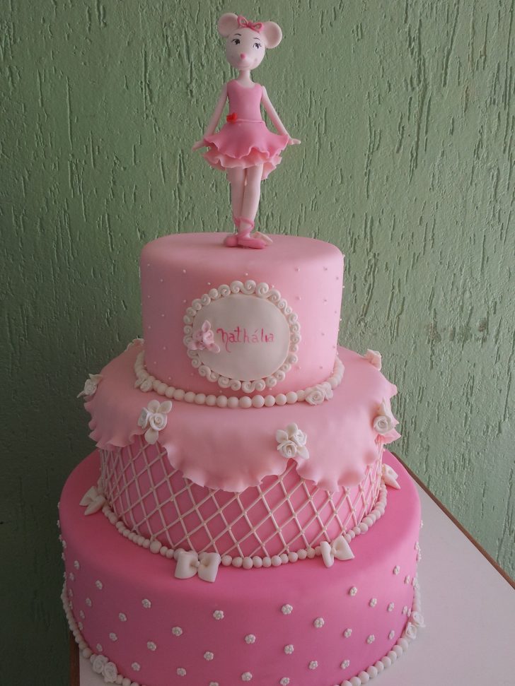 Ballerina Birthday Cake Too Big For Our Plan And Replace Angelina Ballerina Party Ideas Ballerina Birthday Cake Too Big For Our Plan And Replace Angelina Ballerina Party Ideas