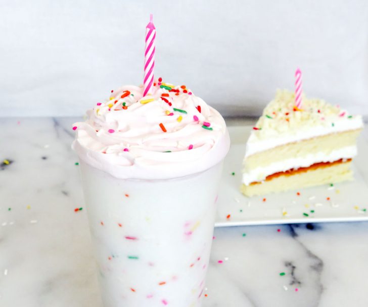 Birthday Cake Starbucks Birthday Cake Frappuccino Recipe 3 Steps With Pictures Birthday Cake Starbucks Birthday Cake Frappuccino Recipe 3 Steps With Pictures