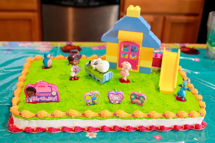Doc Mcstuffins Birthday Cake Averys Doc Mcstuffins Party Ideas Diy Tip Junkie Doc Mcstuffins Birthday Cake Averys Doc Mcstuffins Party Ideas Diy Tip Junkie