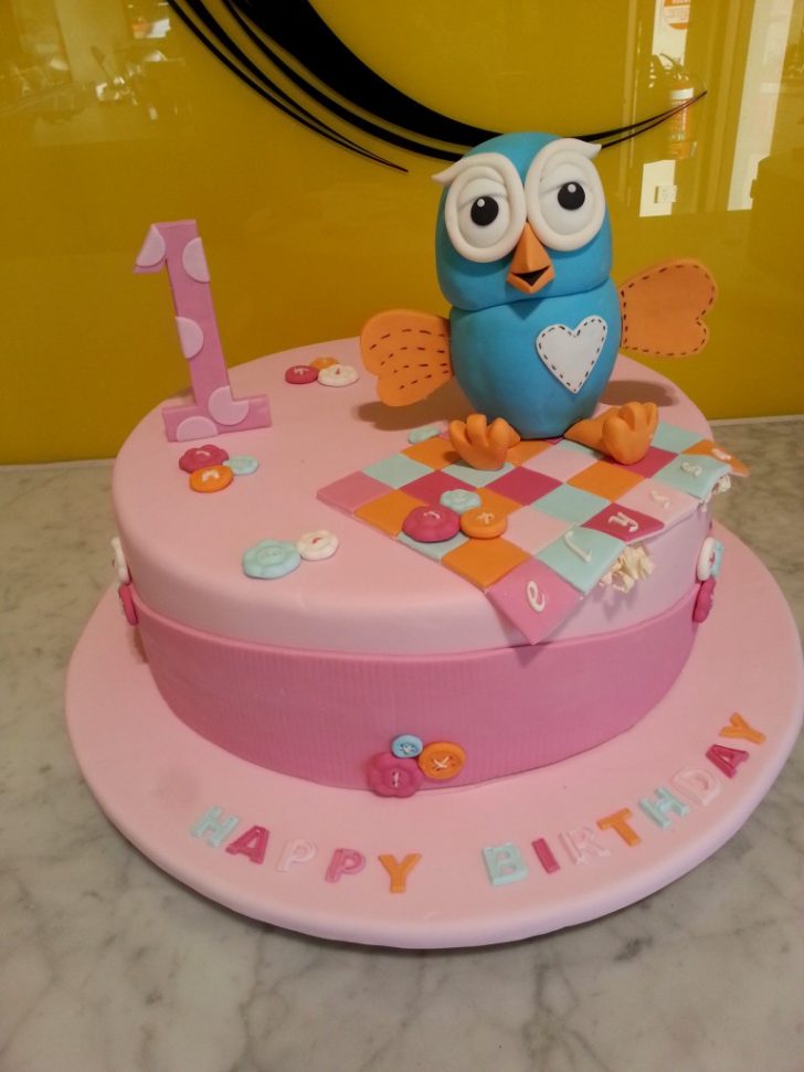 Girls Birthday Cake Single Tier Round Birthday Cake Girl Hoot The Delicious Biscuit Girls Birthday Cake Single Tier Round Birthday Cake Girl Hoot The Delicious Biscuit