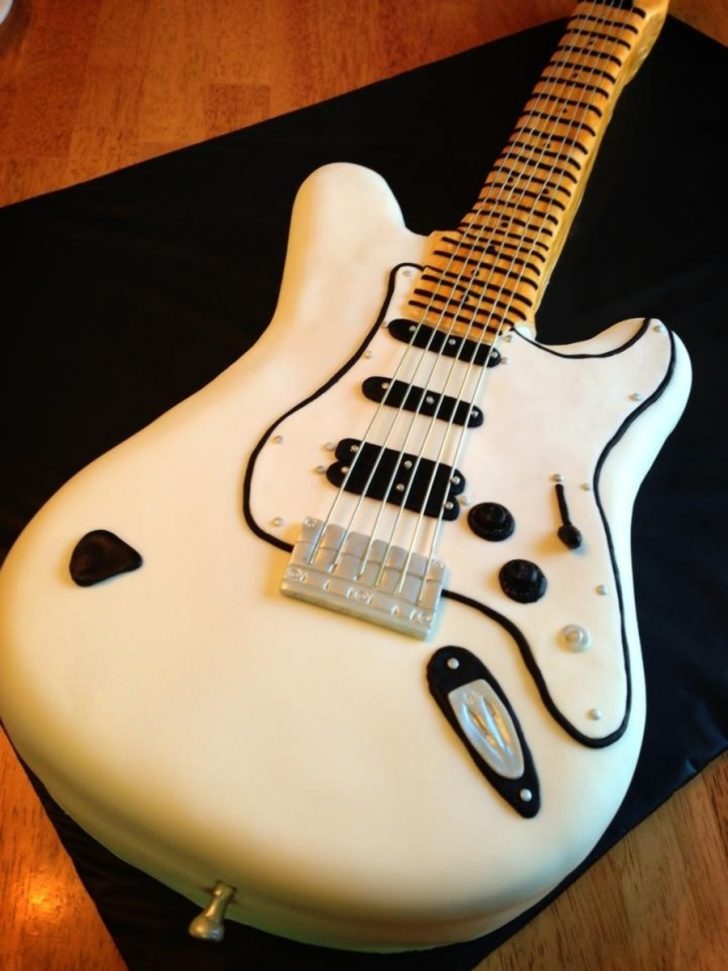 Guitar Birthday Cake Carvin Guitar Birthday Cake Cakecentral Guitar Birthday Cake Carvin Guitar Birthday Cake Cakecentral