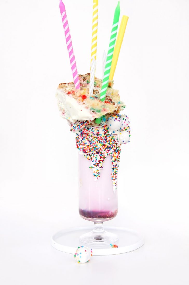 Sonic Birthday Cake Shake 20 Extreme Milkshakes Nobiggie Sonic Birthday Cake Shake 20 Extreme Milkshakes Nobiggie