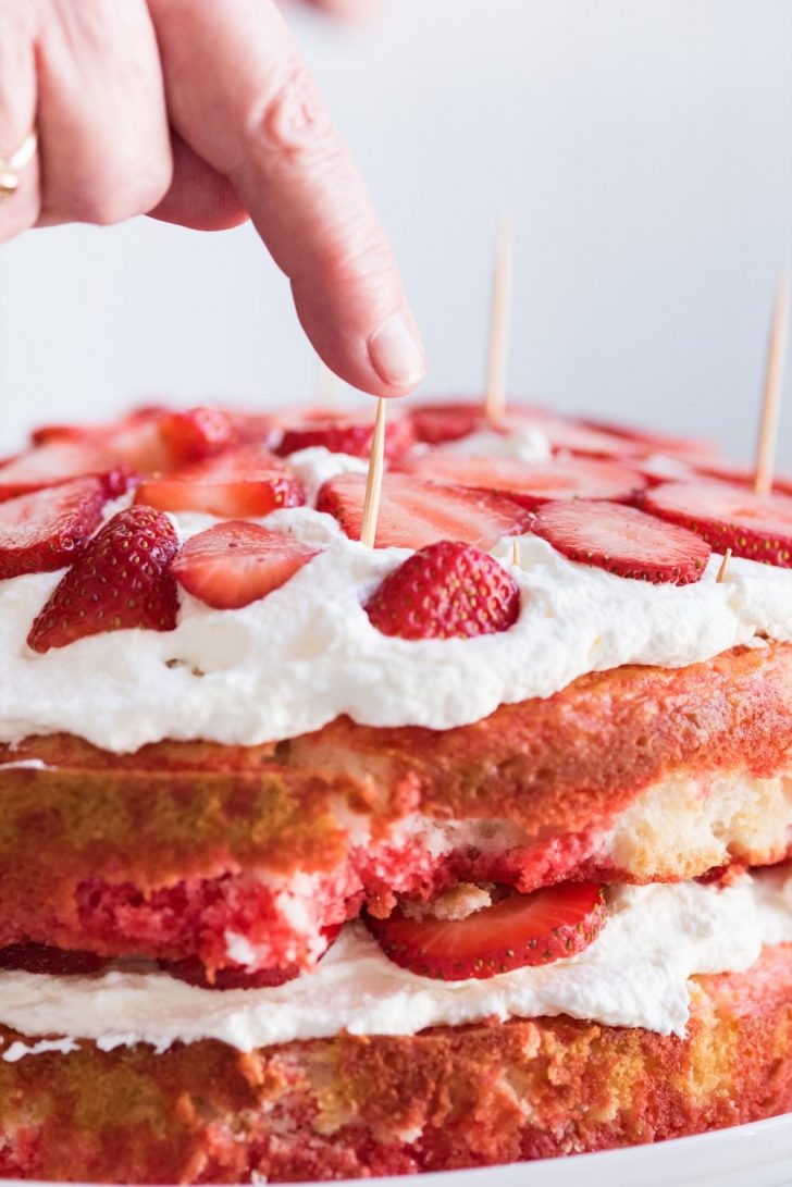 Strawberry Birthday Cakes Make Me A Cake Strawberry Poke Cake With Berries Cream The Strawberry Birthday Cakes Make Me A Cake Strawberry Poke Cake With Berries Cream The