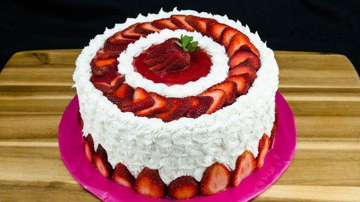 Strawberry Birthday Cakes Strawberry Cake Recipe How To Make Strawberry Cake Cookies Strawberry Birthday Cakes Strawberry Cake Recipe How To Make Strawberry Cake Cookies