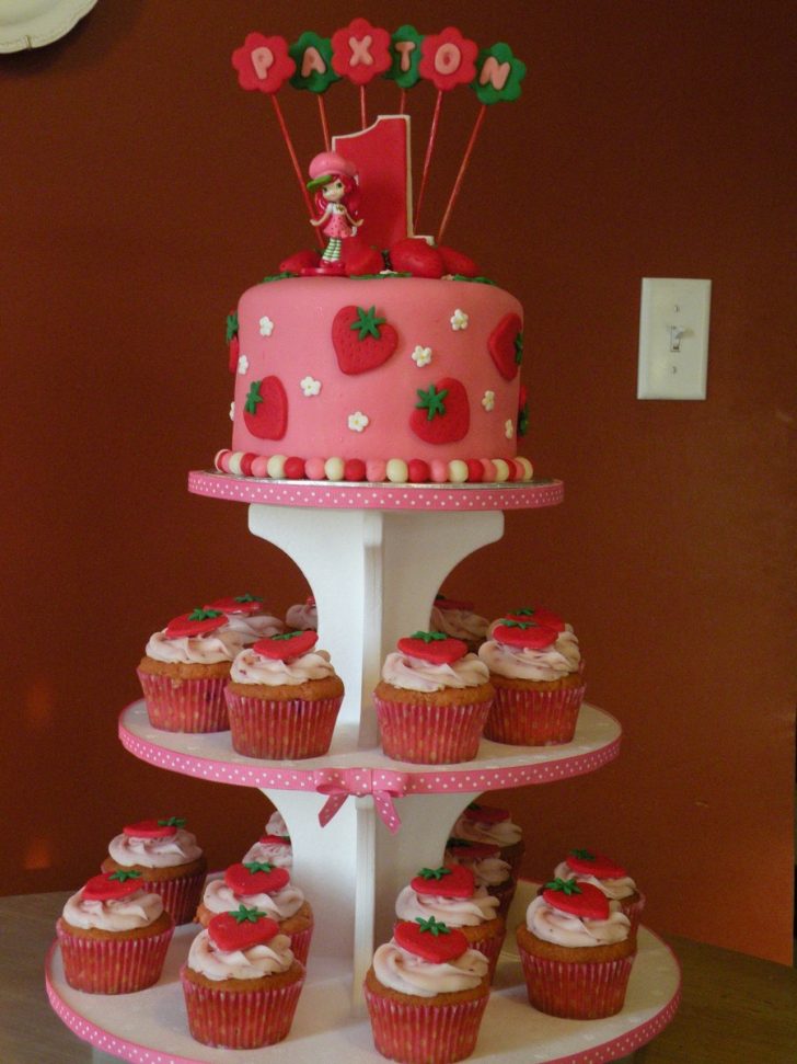 Strawberry Shortcake Birthday Cake Strawberry Shortcake 1st Birthday Cake Cupcakes Cakecentral Strawberry Shortcake Birthday Cake Strawberry Shortcake 1st Birthday Cake Cupcakes Cakecentral