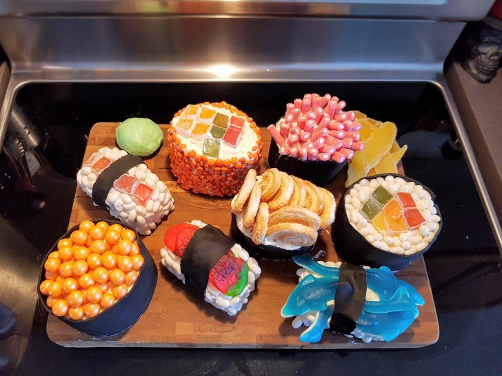 Sushi Birthday Cake I Think My Wife Nailed Our Daughters Sushi Birthday Cake This Sushi Birthday Cake I Think My Wife Nailed Our Daughters Sushi Birthday Cake This